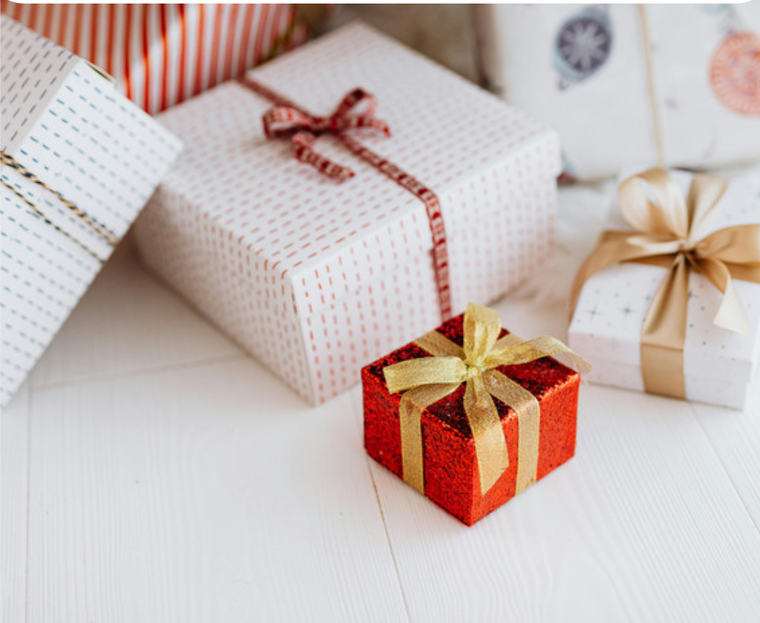 Топ 10 Коледни подаръци за служители